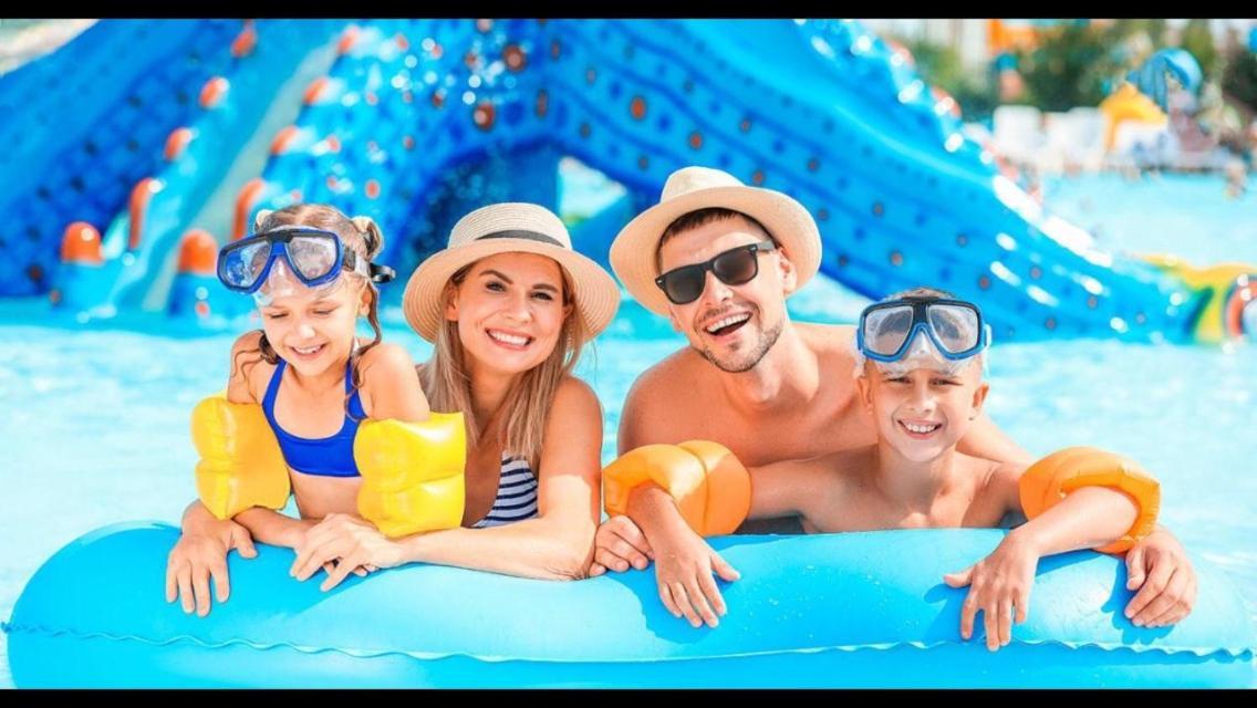 كلدس نوفاس Hotel Golden Dolphin Com Cafe Da Manha! Piscinas 24H المظهر الخارجي الصورة